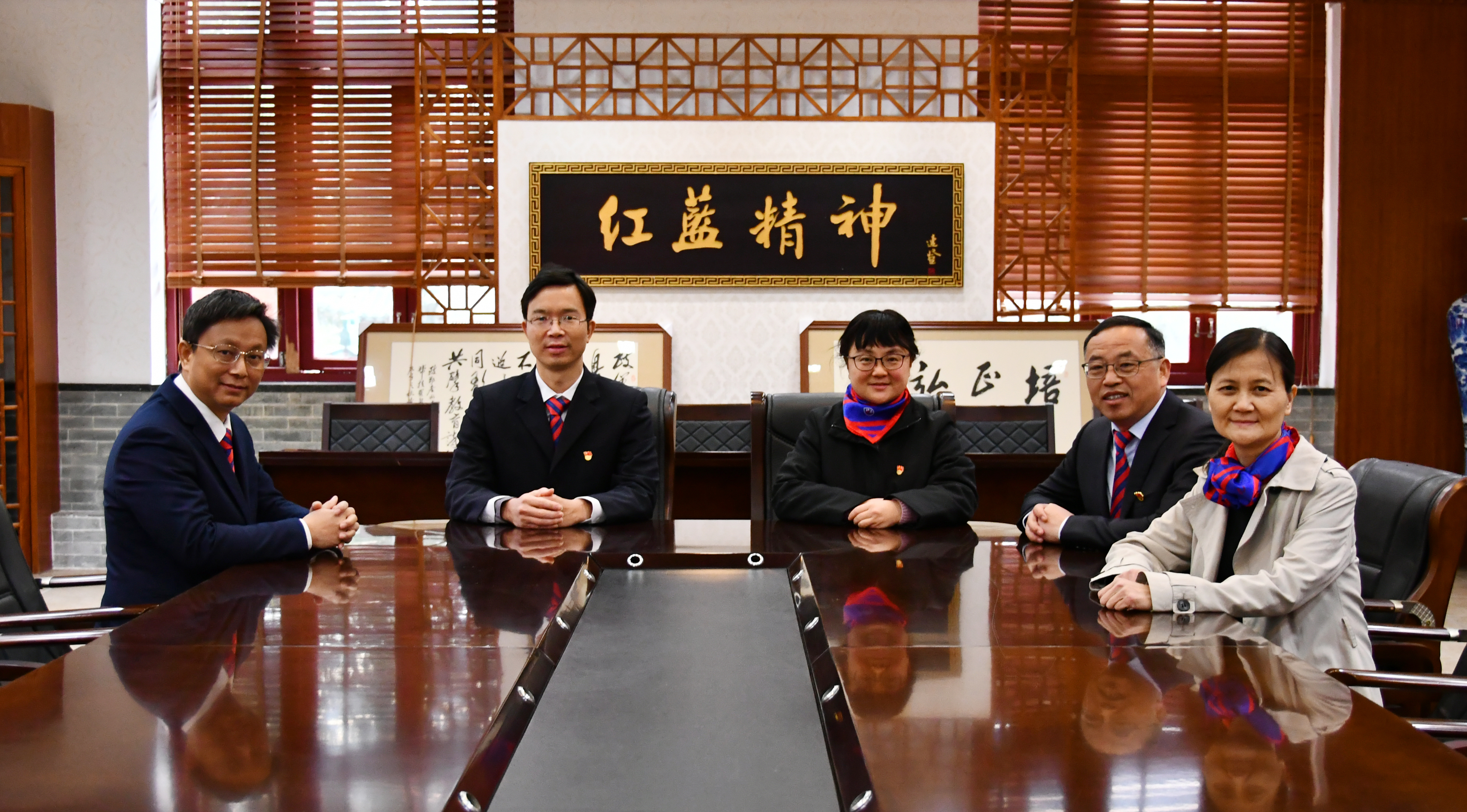 培正中学2021年新任领导干部.JPG